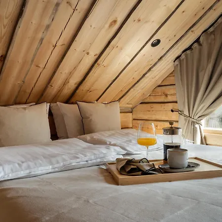 Taehtivaara I Hilltop Log - Sauna - Hot Tub